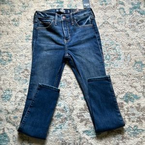 Hollister Mid-Rise Super Skinny